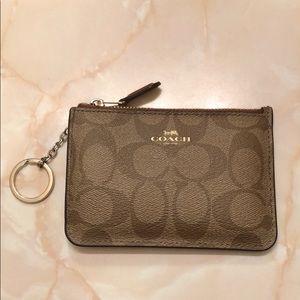 Coach coin purse keychain